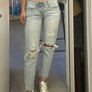 Vintage Levi’s jeans zipper hem